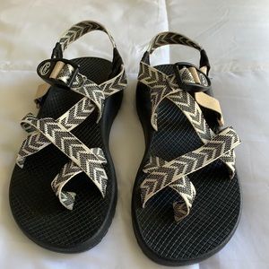 Chaco, size 7